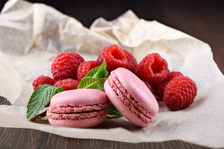 Roze macarons maken